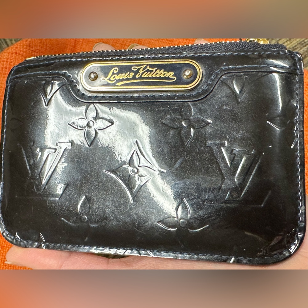 WOW POSHMARK - XL Authentic Louis Vuitton Patent Leather Monogram Wallet - Picture 12 of 16